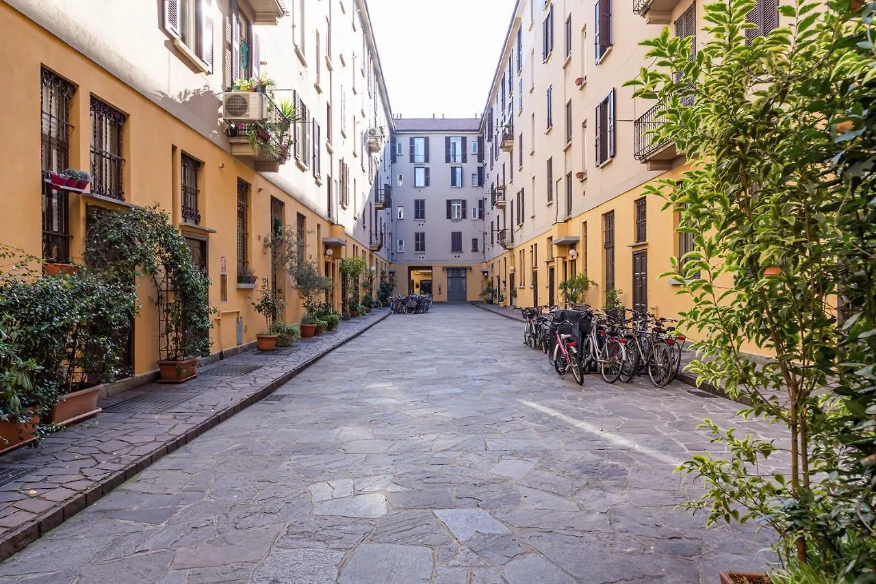 New Apartment In Downtown Close To Duomo Mailand