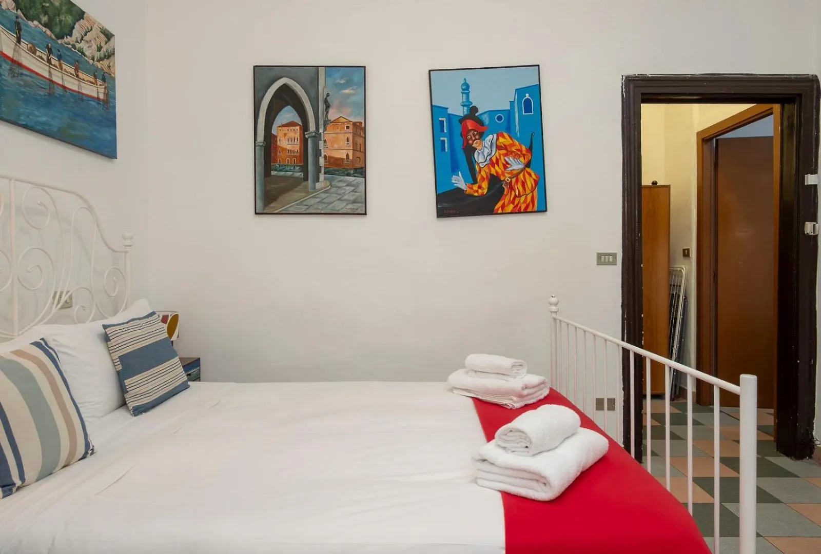 New Apartment In Downtown Close To Duomo Mailand