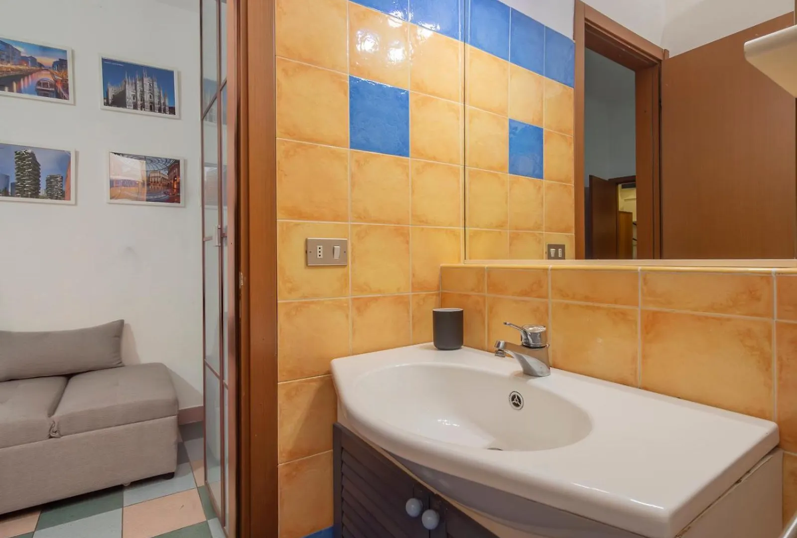 New Apartment In Downtown Close To Duomo Milánó